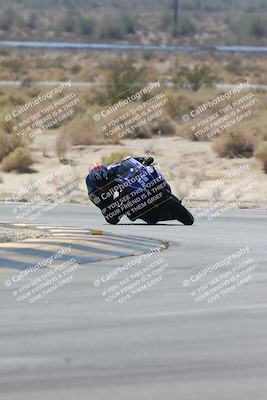 media/Oct-02-2025-Racers Edge (Thu) [[2c91cb6ab3]]/3-B Group/Session 3-Turn 16 (12pm)/